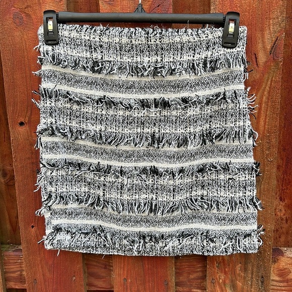 ASOS Black and White Textured Mini Skirt Size 6 - Picture 5 of 10
